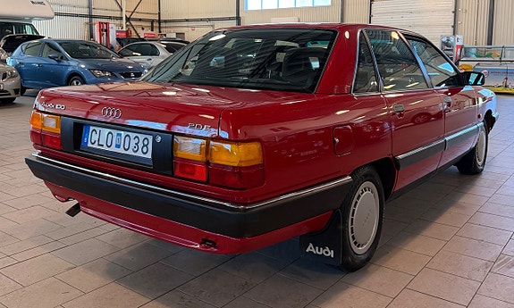 Audi 100 3 of 5