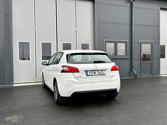 Peugeot 308 5 of 5