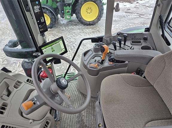 John Deere 6155M 5 of 6