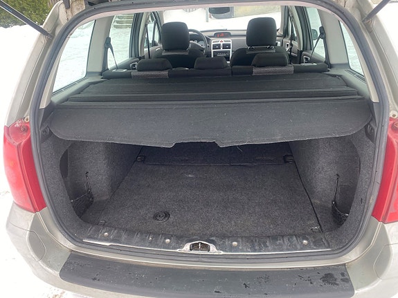 Peugeot 307 13 of 14