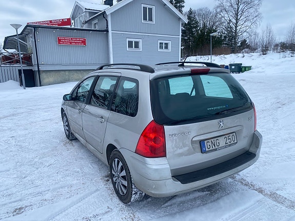 Peugeot 307 7 of 14