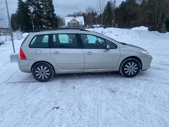 Peugeot 307 9 of 14