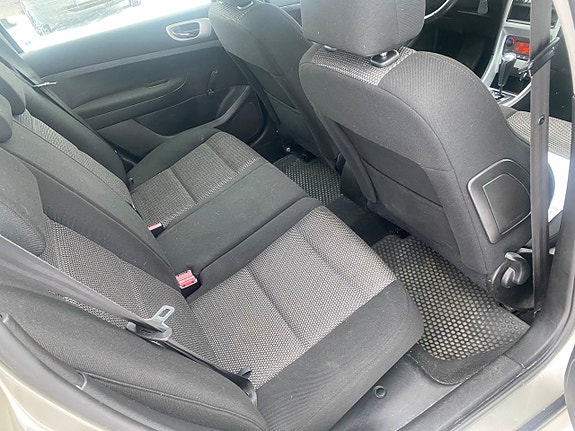 Peugeot 307 10 of 14