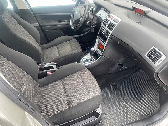 Peugeot 307 8 of 14