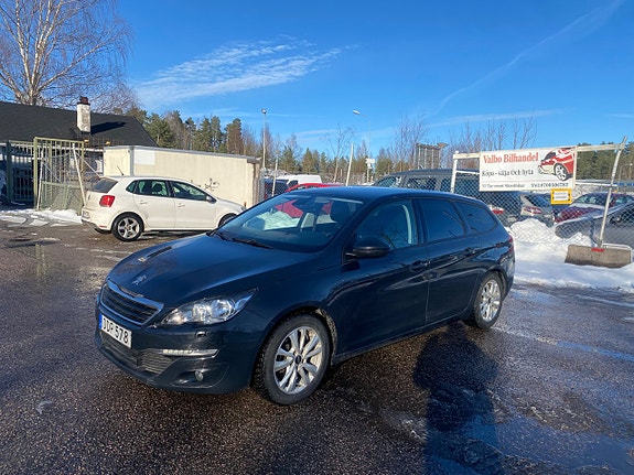 Peugeot 308 SW 3 of 5