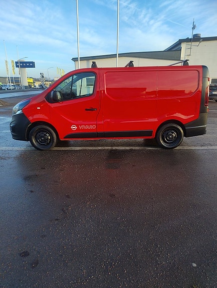 Opel Vivaro 6 of 13