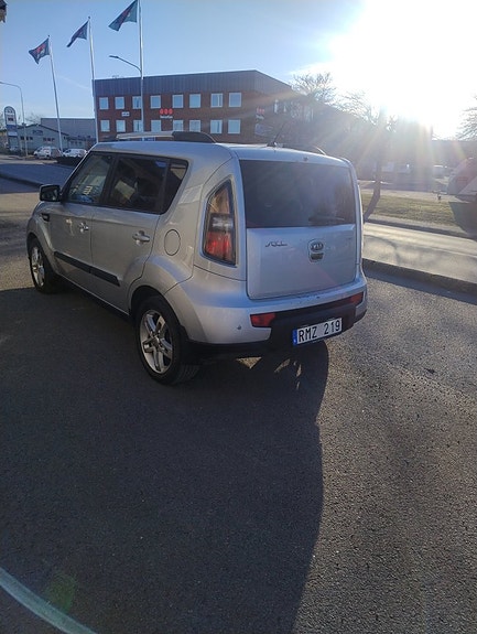 Kia Soul 3 of 5