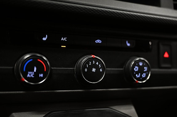 Volkswagen Transporter 26 of 30