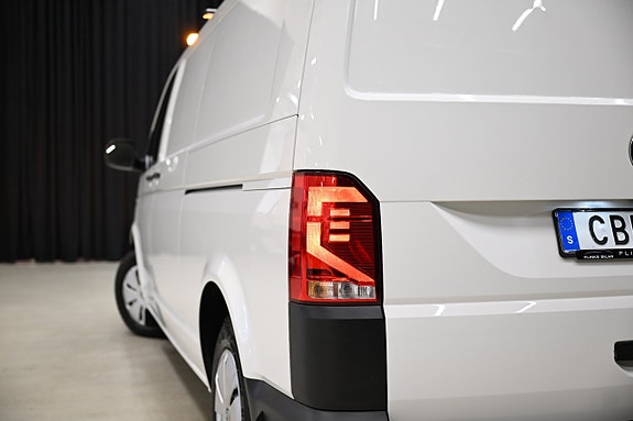 Volkswagen Transporter 15 of 30