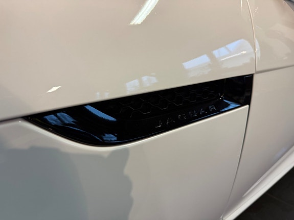 Jaguar F-TYPE 11 of 30