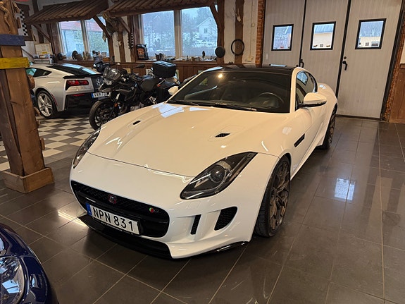 Jaguar F-TYPE 5 of 5