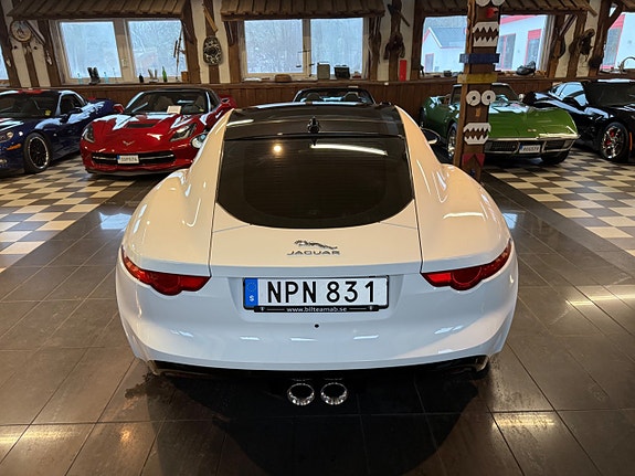 Jaguar F-TYPE 16 of 30