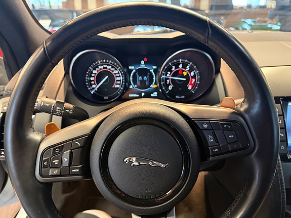 Jaguar F-TYPE 26 of 30
