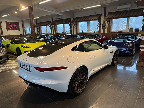 Jaguar F-TYPE 19 of 30