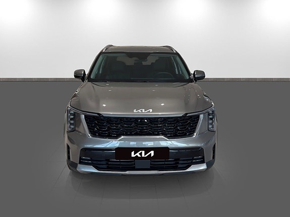 Kia Sorento 2 of 20