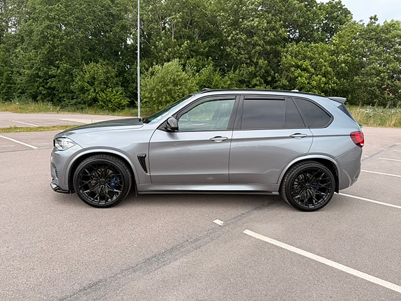 BMW X5 4 of 5