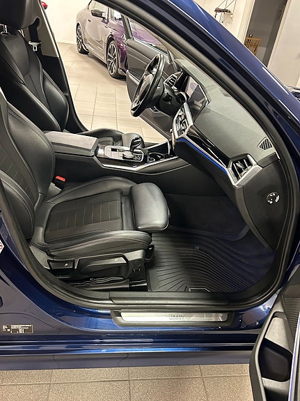 BMW 320 11 of 12