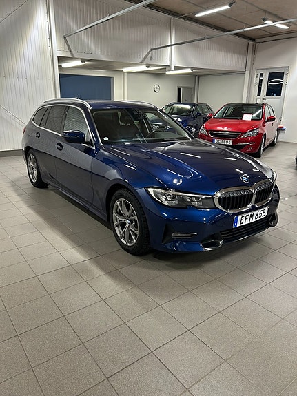 BMW 320 5 of 5