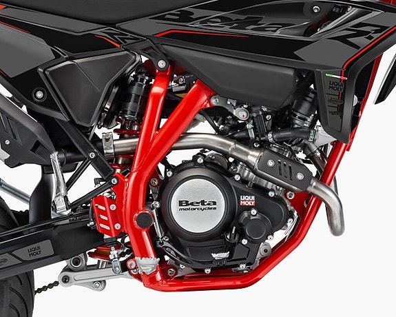 Beta MOTARD BLACK RR 125 4T R 2026 FINNS I VÅR BUTIK! 9 of 9