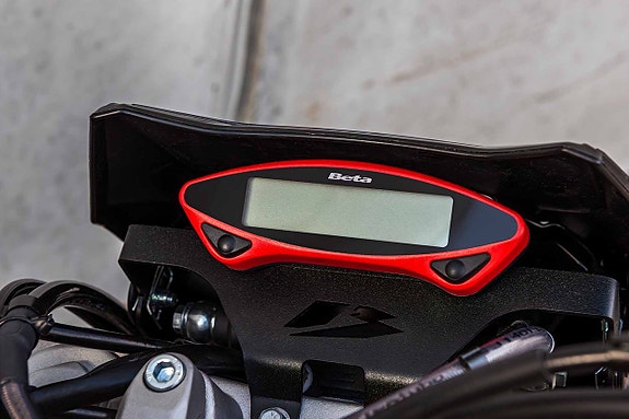 Beta MOTARD BLACK RR 125 4T R 2026 FINNS I VÅR BUTIK! 8 of 9