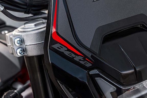 Beta MOTARD BLACK RR 125 4T R 2026 FINNS I VÅR BUTIK! 4 of 5