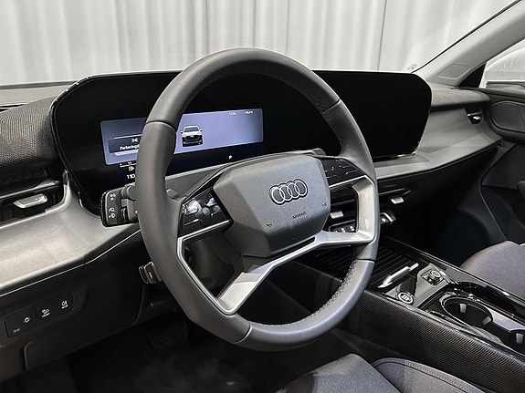 Audi Q3 10 of 16
