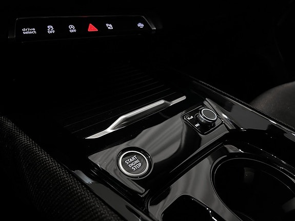 Audi Q3 16 of 16