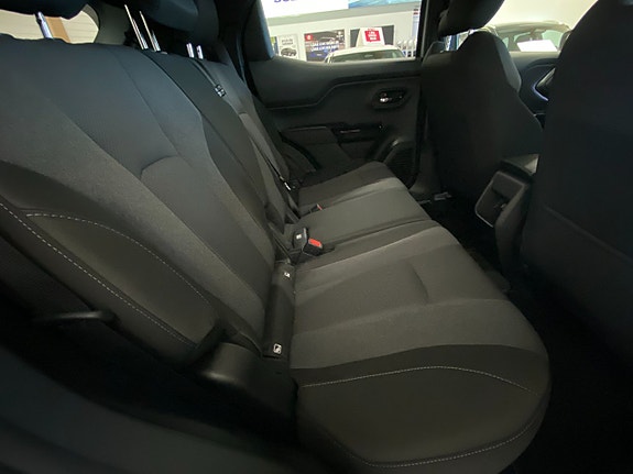 Suzuki eVitara 18 of 19