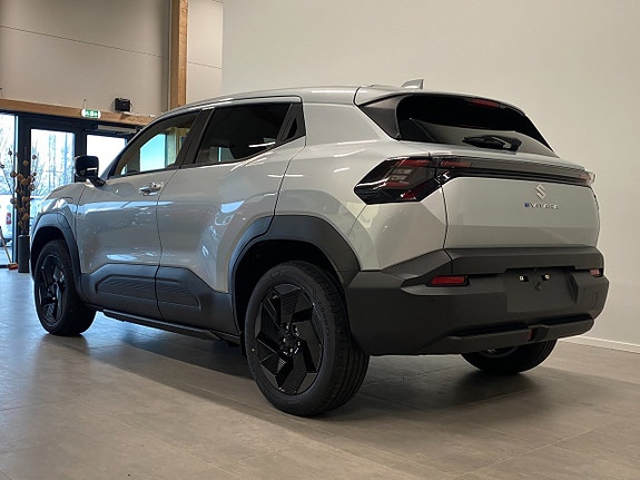 Suzuki eVitara 4 of 19
