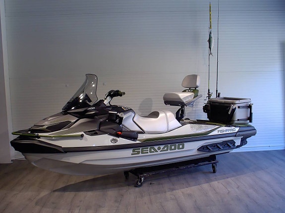 Sea-Doo FishPro Apex 300, Endast 9.5 timmar! Spara 40.000 kr