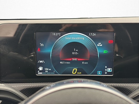 Mercedes-Benz A180 15 of 26