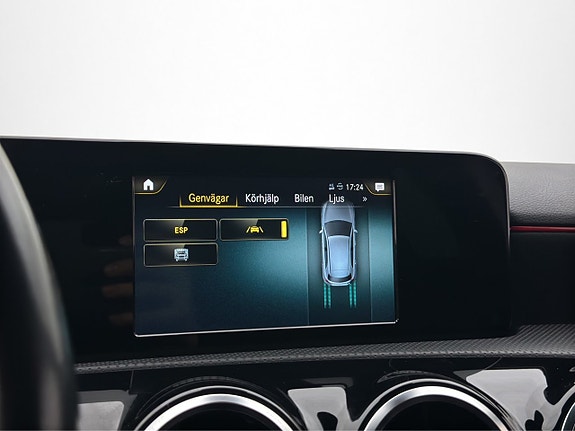 Mercedes-Benz A180 18 of 26