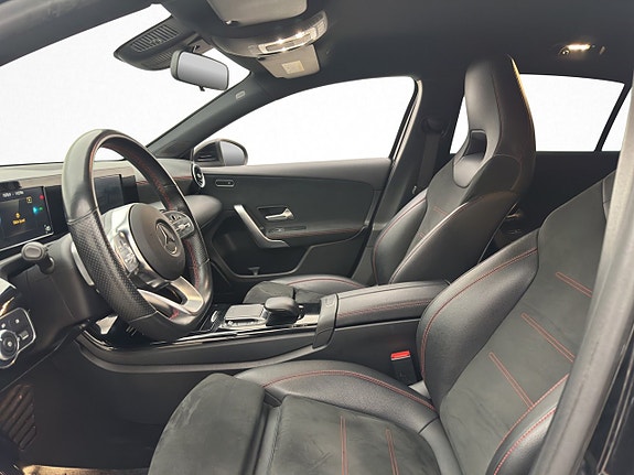 Mercedes-Benz A180 11 of 26