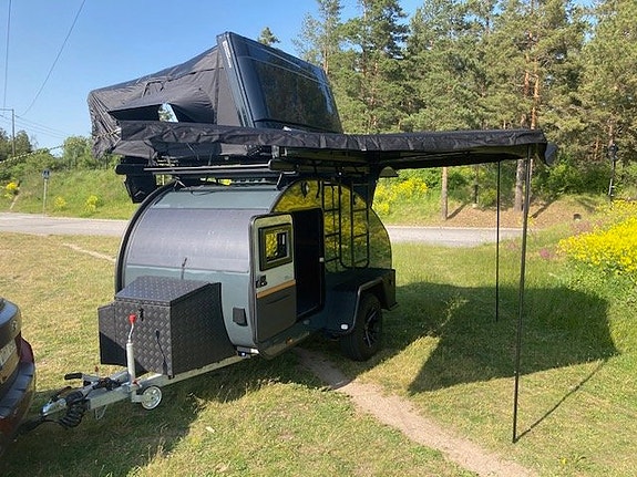 Hero Camper Amstrong Dark Grey + Buswhakka