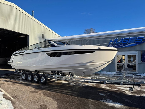 Flipper 900 DC -22, 2 x Mercury Verado 300 XL AM DS -22