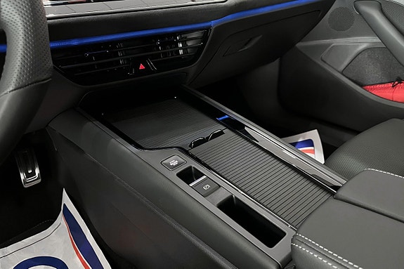 Volkswagen Passat 14 of 20