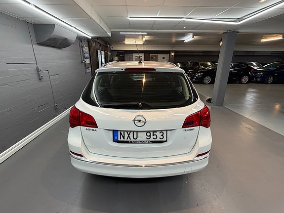 Opel Astra 5 of 5