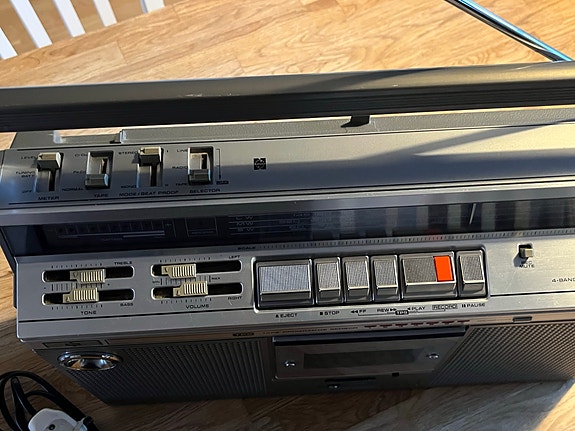 Product image 6 of 9