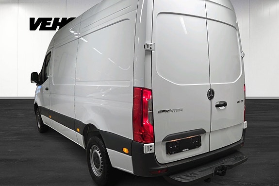 Mercedes-Benz Sprinter 317 4 of 5