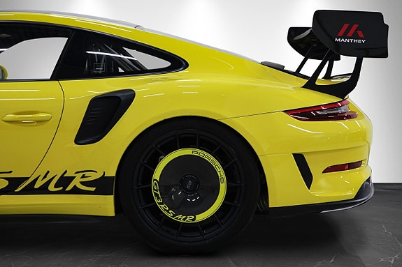 Porsche 911 GT3 RS 6 of 19