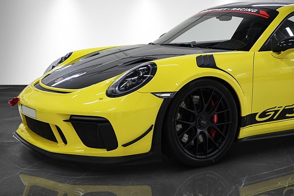 Porsche 911 GT3 RS 11 of 19