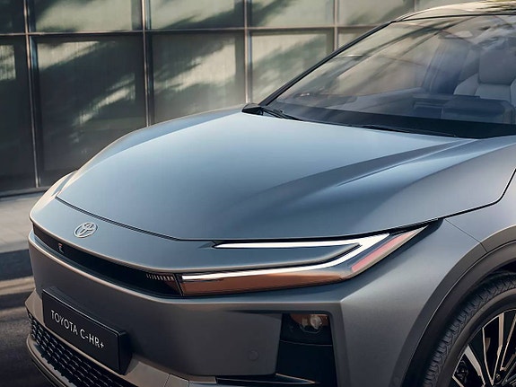Toyota C-HR+ 3 of 5