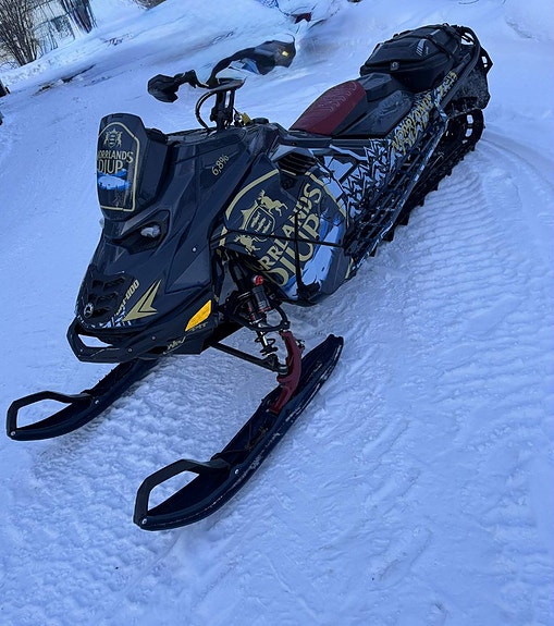 Ski-Doo Summit EXPERT 154" 850 E-TEC 10.25" Extra kylare