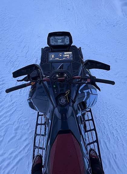 Ski-Doo Summit EXPERT 154" 850 E-TEC 10.25" Extra kylare 2 of 6