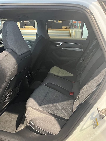 Audi A6 10 of 10