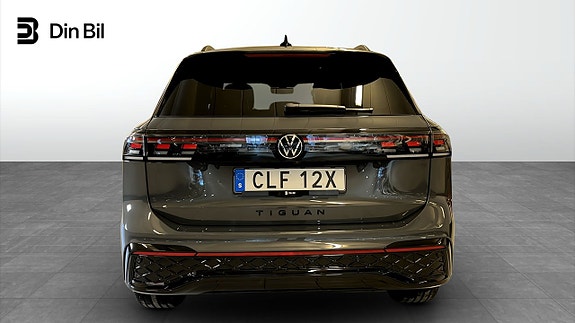Volkswagen Tiguan 5 of 5