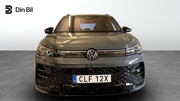 Volkswagen Tiguan 4 of 5