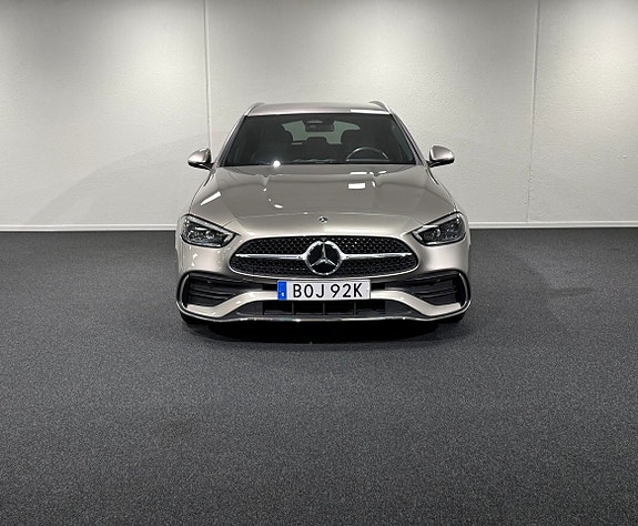 Mercedes-Benz C200 2 of 16