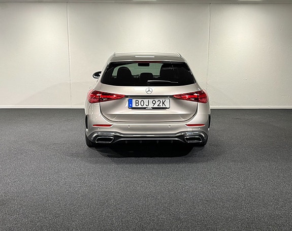 Mercedes-Benz C200 6 of 16