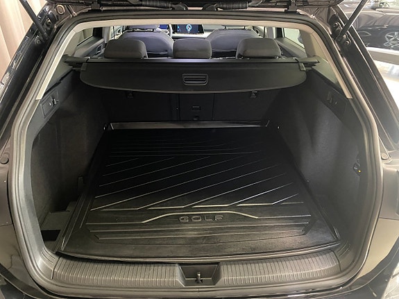 Volkswagen Golf Alltrack 7 of 21